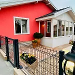 бутикови хамбарлии с отопляем басейн и джакузи * Zsitnica