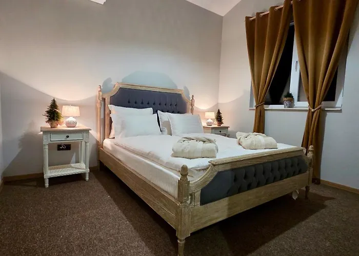 Hambarlii Boutique бутикови хамбарлии *